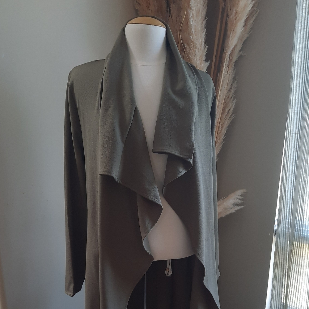 Revamped Sirens | Green Cardigan